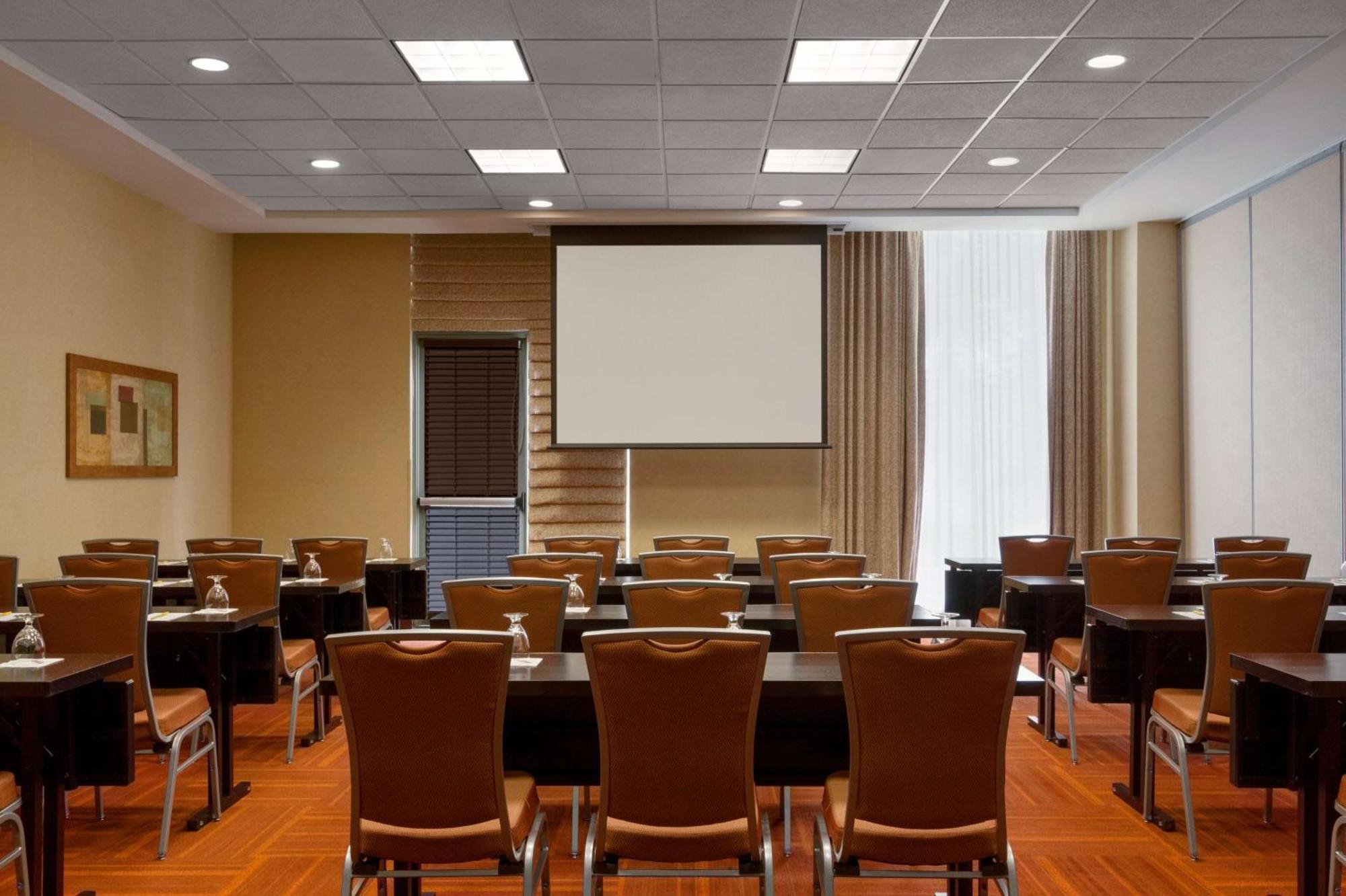 Hilton Garden Inn Atlanta Marietta Smyrna Exterior photo
